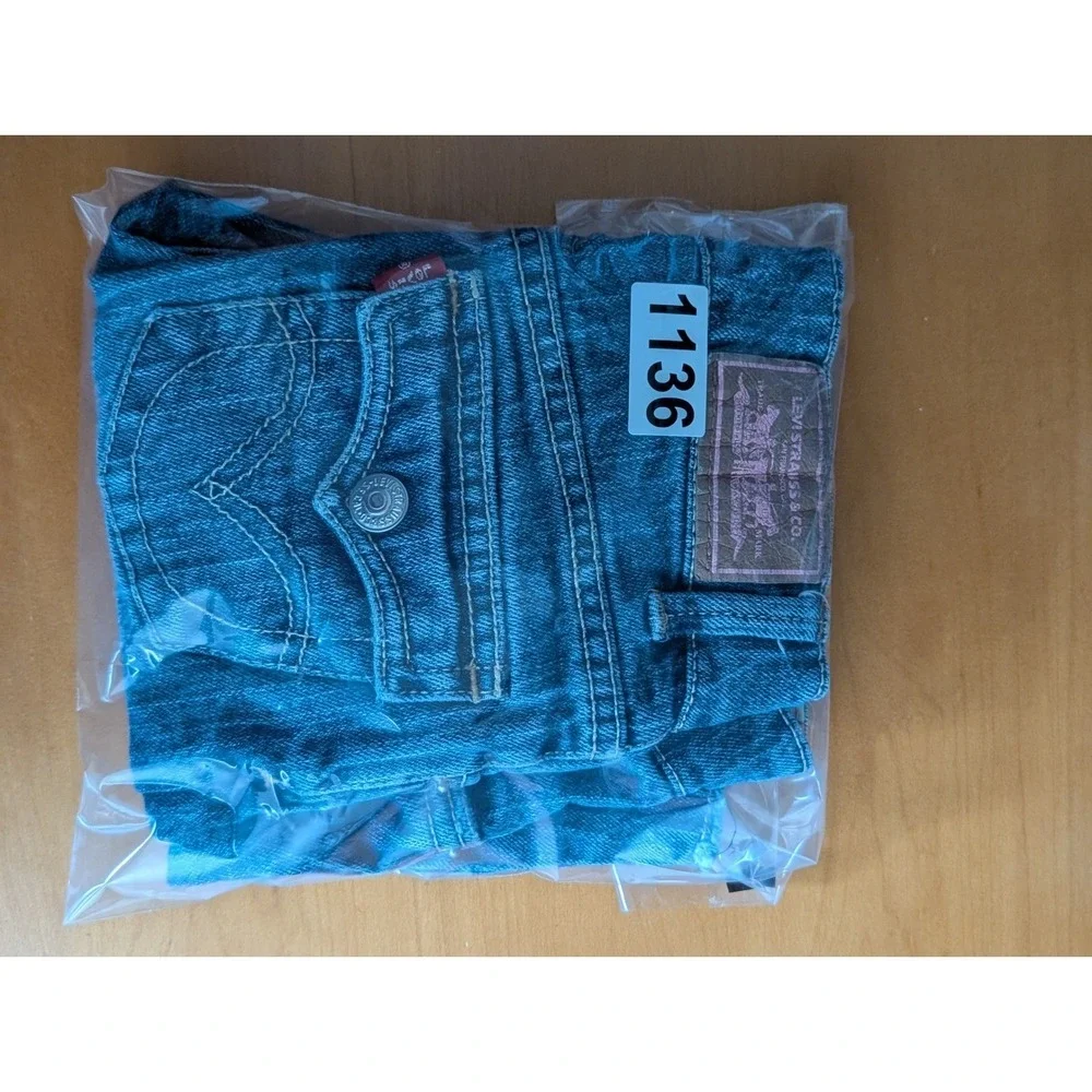 Levis levi denim